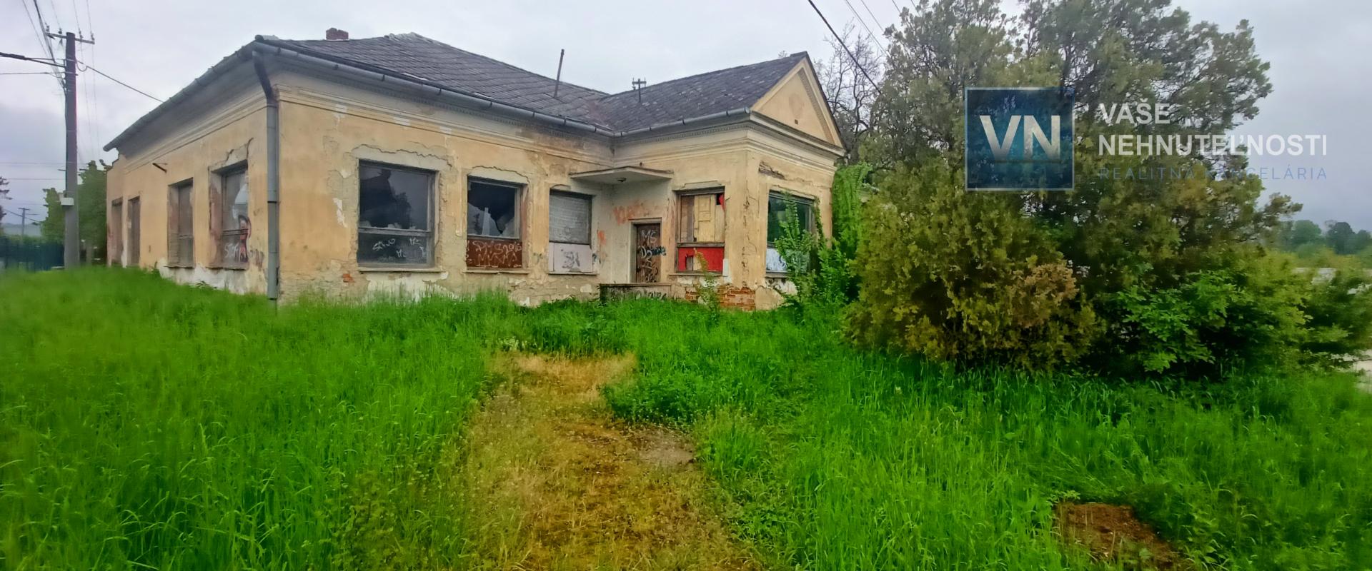 Pozemok so starou budovou na predaj Malý Šariš