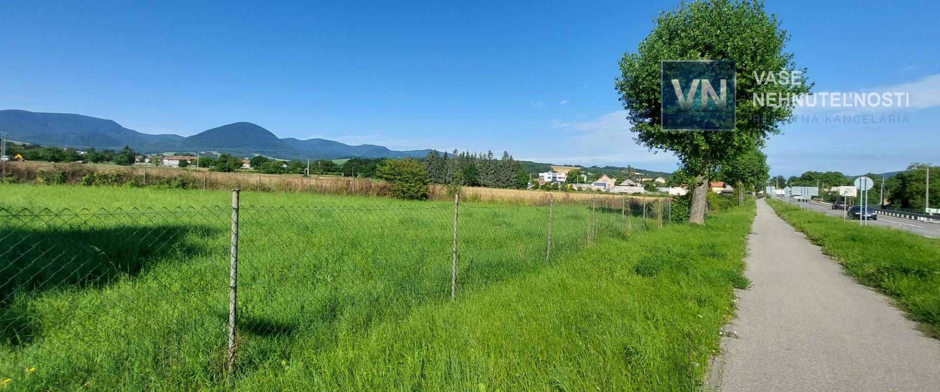 Stavebný pozemok na predaj , obec Bystré