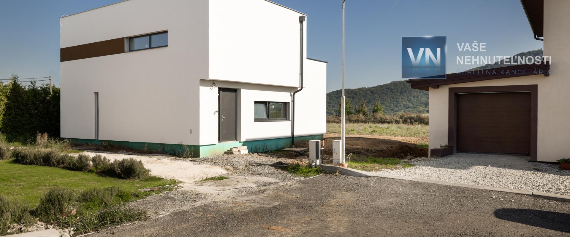 Novostavba 5 izbového poschodového rodinného domu v obci Medzany