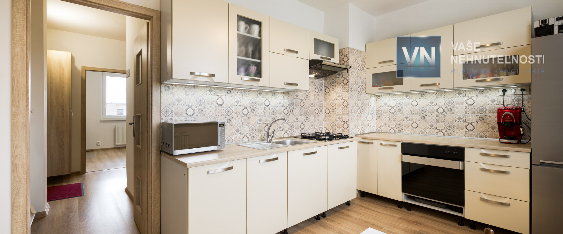 Rezervované! Na predaj 3 izbový byt s loggiou, 72 m2, Sekčov - "stará" časť