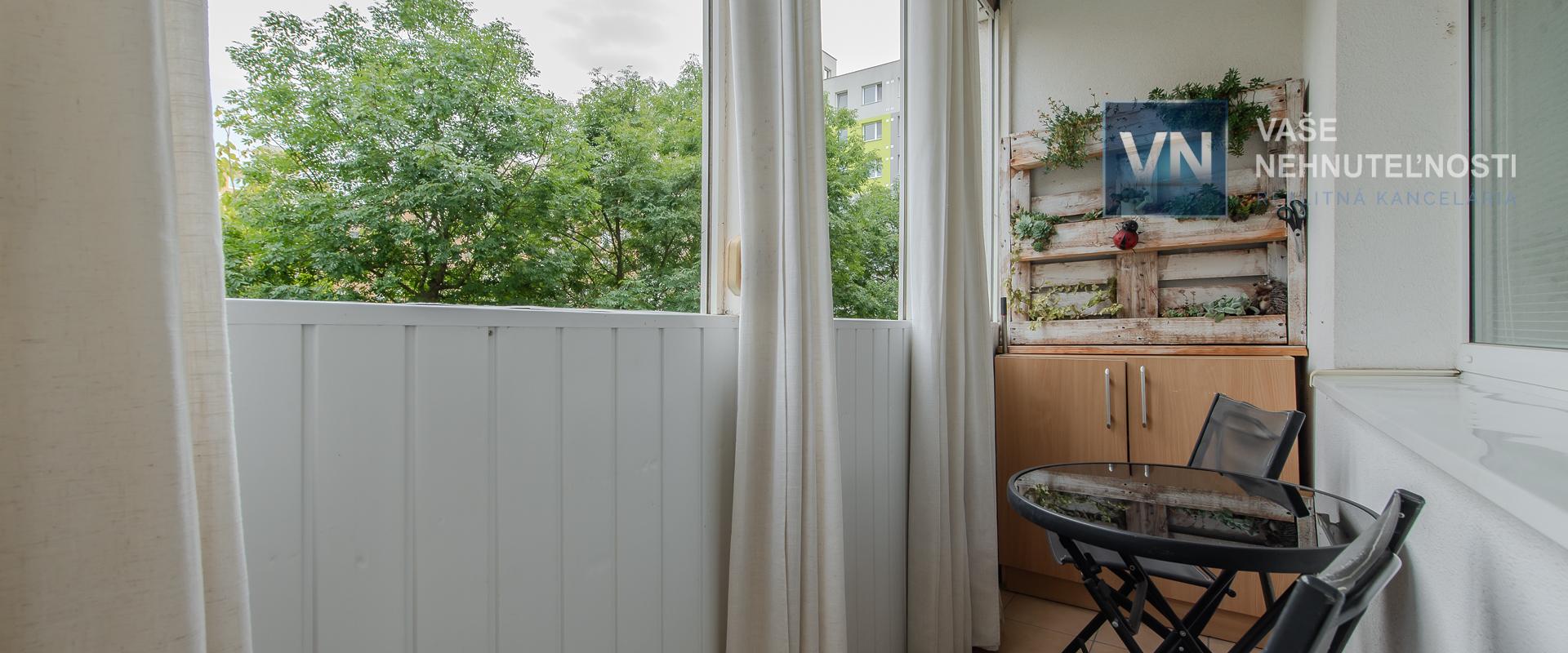 ZNÍŽENÁ CENA : PREDAJ 4 IZBOVÝ BYT NA PEKINSKEJ ULICI, ŤAHANOVCE