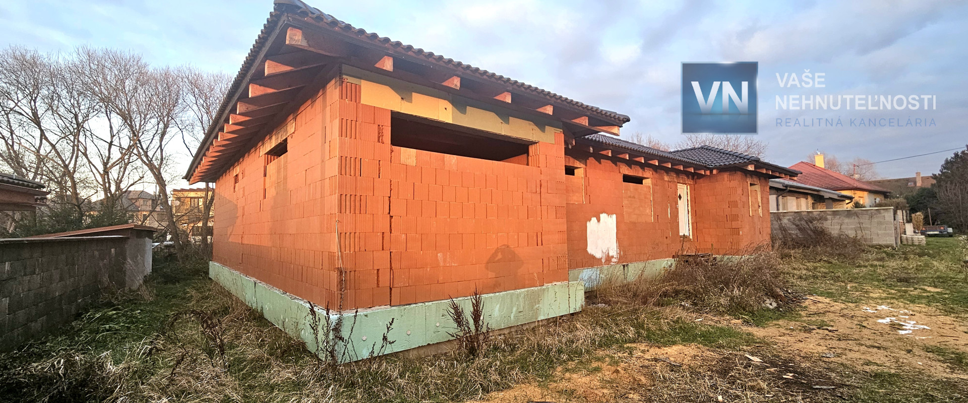 Prešov - Solivar 5 izbový rodinný dom s garážou v štádiu hrubej stavby