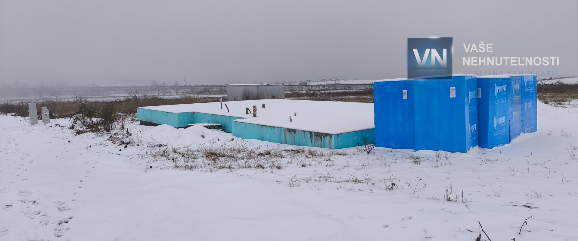 Pozemok v obci Svinia pripravený na okamžitú výstavbu