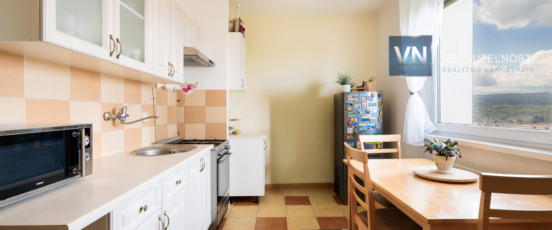 Rezervovaný_3 izbový byt blízko centra, Sabinovská, Prešov