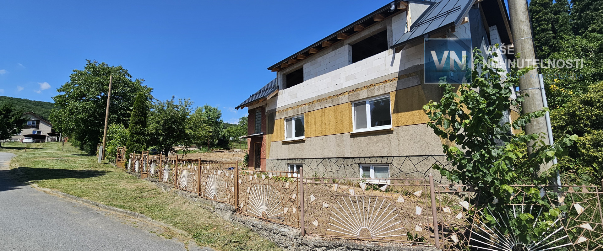 Rodinný dom, dvojgeneračný, pozemok 963 m2, Šarišske Lužianky