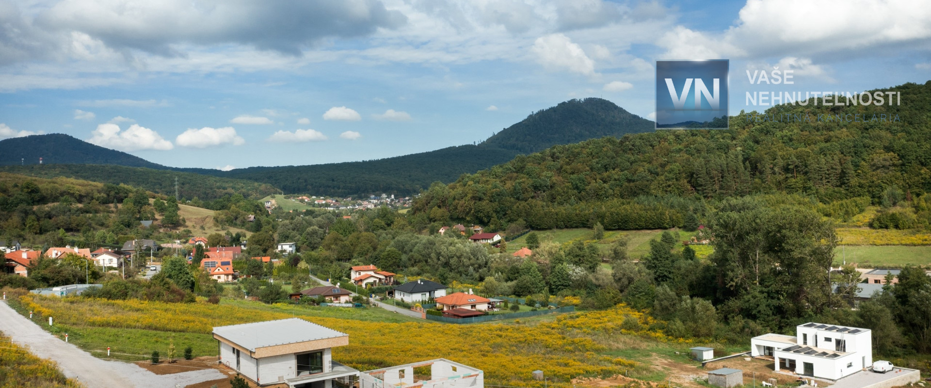 Na predaj:  Rodinný dom v štádiu hrubej stavby v top lokalite – Veľký Šariš – Kanaš