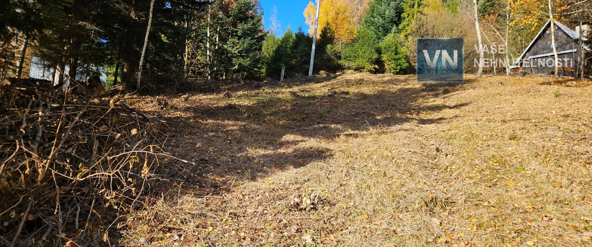 Na predaj veľký pozemok s chatkou v rekreačnej oblasti Drienica