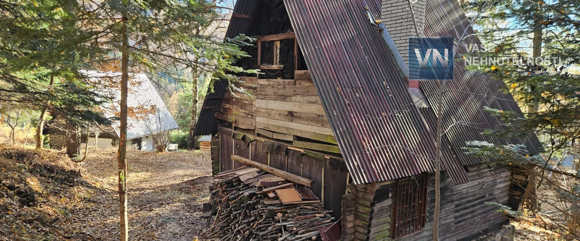 Na predaj veľký pozemok s chatkou v rekreačnej oblasti Drienica
