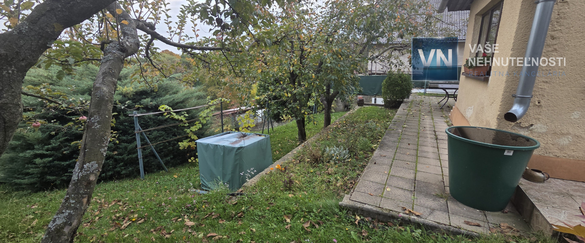 Chata na predaj, Bankov