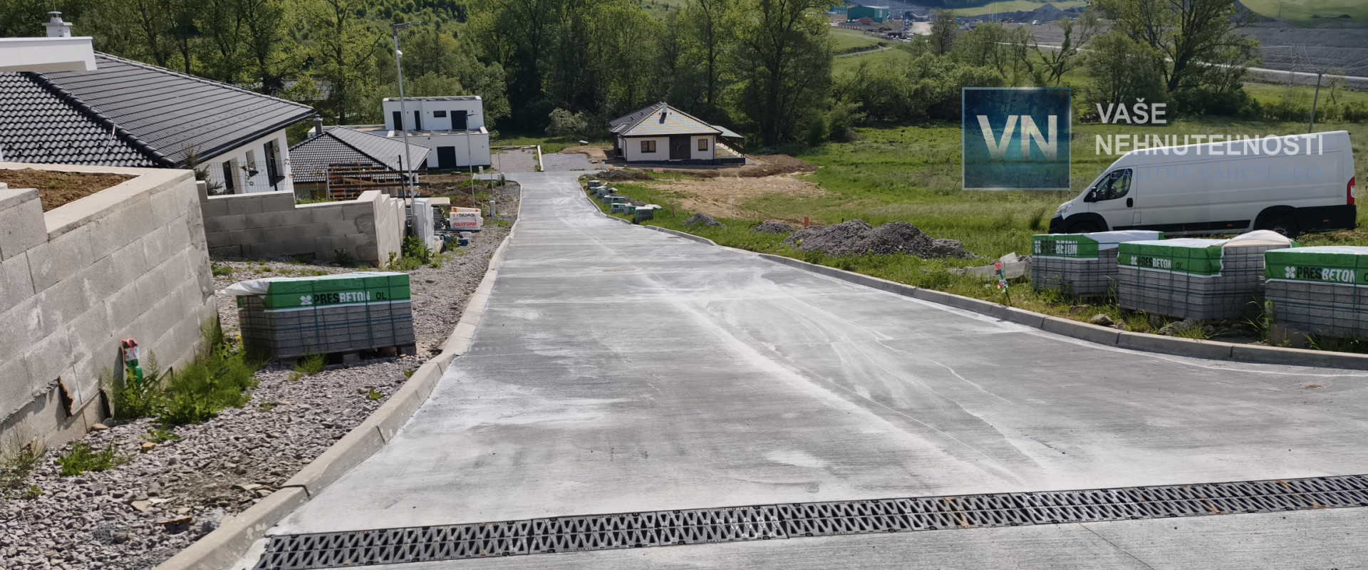 Na predaj:  Rodinný dom v štádiu holodom v top lokalite – Veľký Šariš – Kanaš