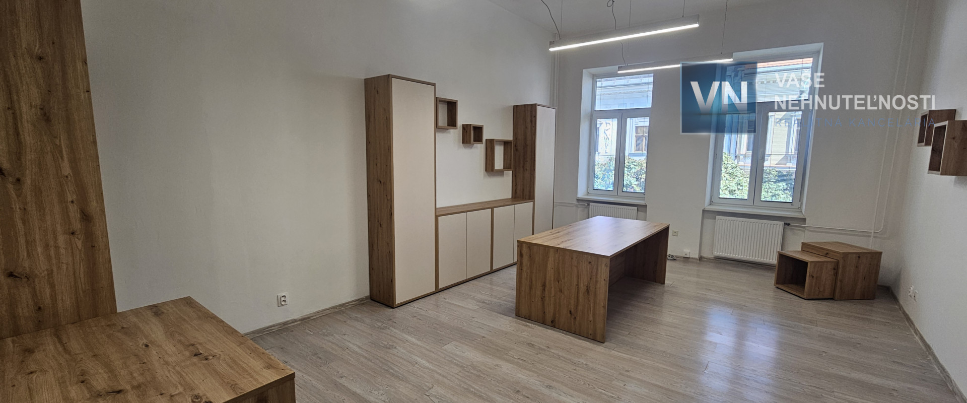 PRENÁJOM | KANCELÁRIE V CENTRE PREŠOVA | HLAVNÁ ULICA | PARKOVANIE