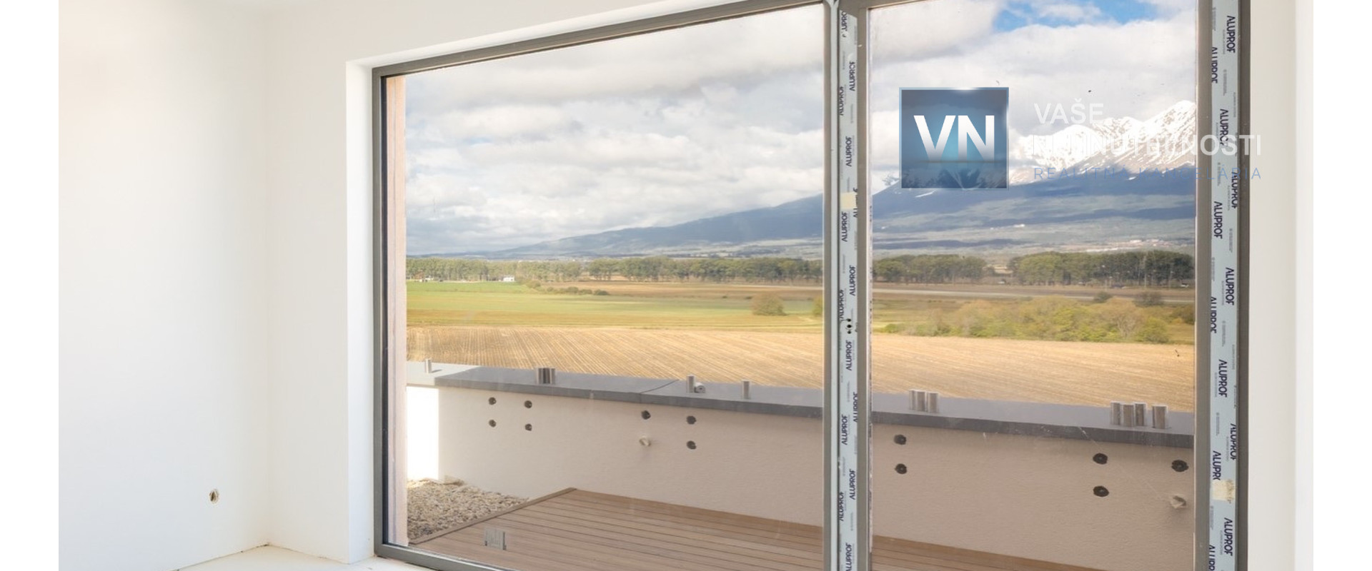 POSLEDNÝ PENTHOUSE |POPRAD | CELÉ POSCHODIE | 499 990 €