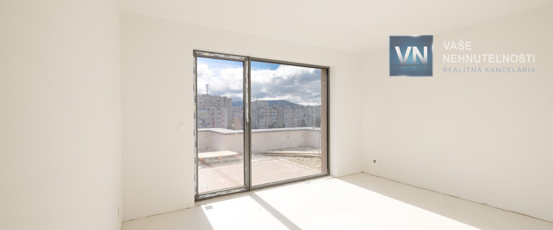 POSLEDNÝ PENTHOUSE |POPRAD | CELÉ POSCHODIE | 499 990 €