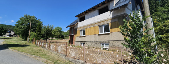 Rodinný dom, dvojgeneračný, pozemok 963 m2, Šariššske Lužianky
