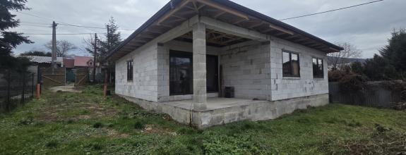 Na predaj rodinný dom v štádiu hrubej stavby, Bohdanovce pri Košiciach