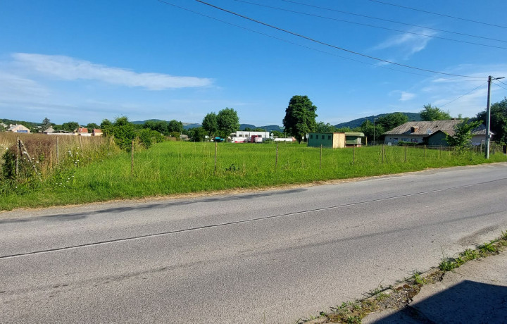 Stavebný pozemok na predaj , obec Bystré