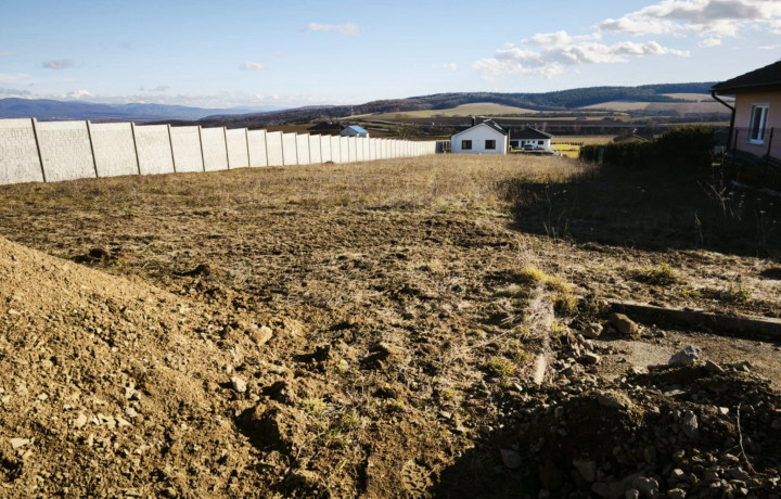 Pozemok na predaj Svinia