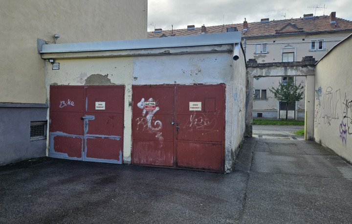Na predaj garáž blízko centra o výmere 18m2, Prešov