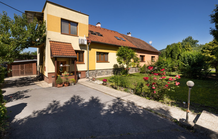 Rodinný dom s takmer 2000 m2 pozemku, Prešov