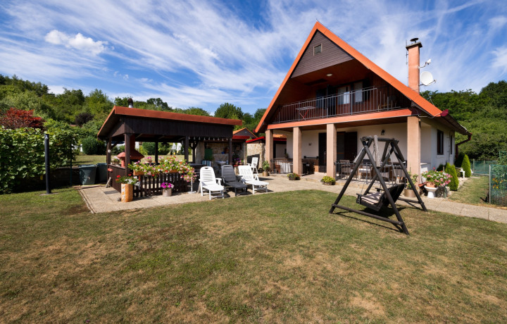 Chata s nádherným panoramatickým výhľadom na Domašu, Nová Kelča